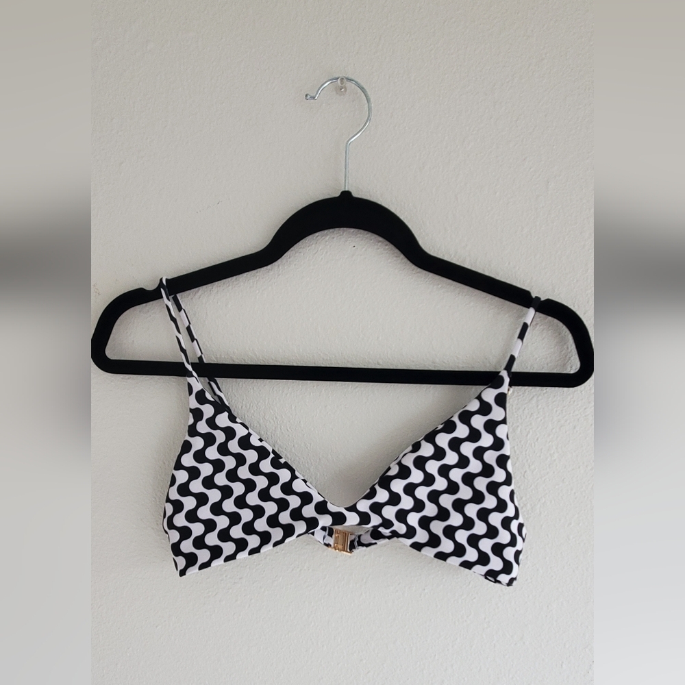 Skatie Black and White Wave Bikini Top